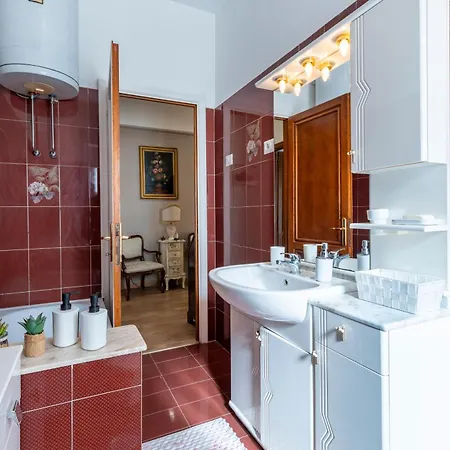 Apartment Charming Battistini *