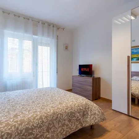 Charming Battistini Appartement