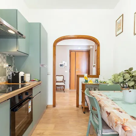 Charming Battistini * Rom